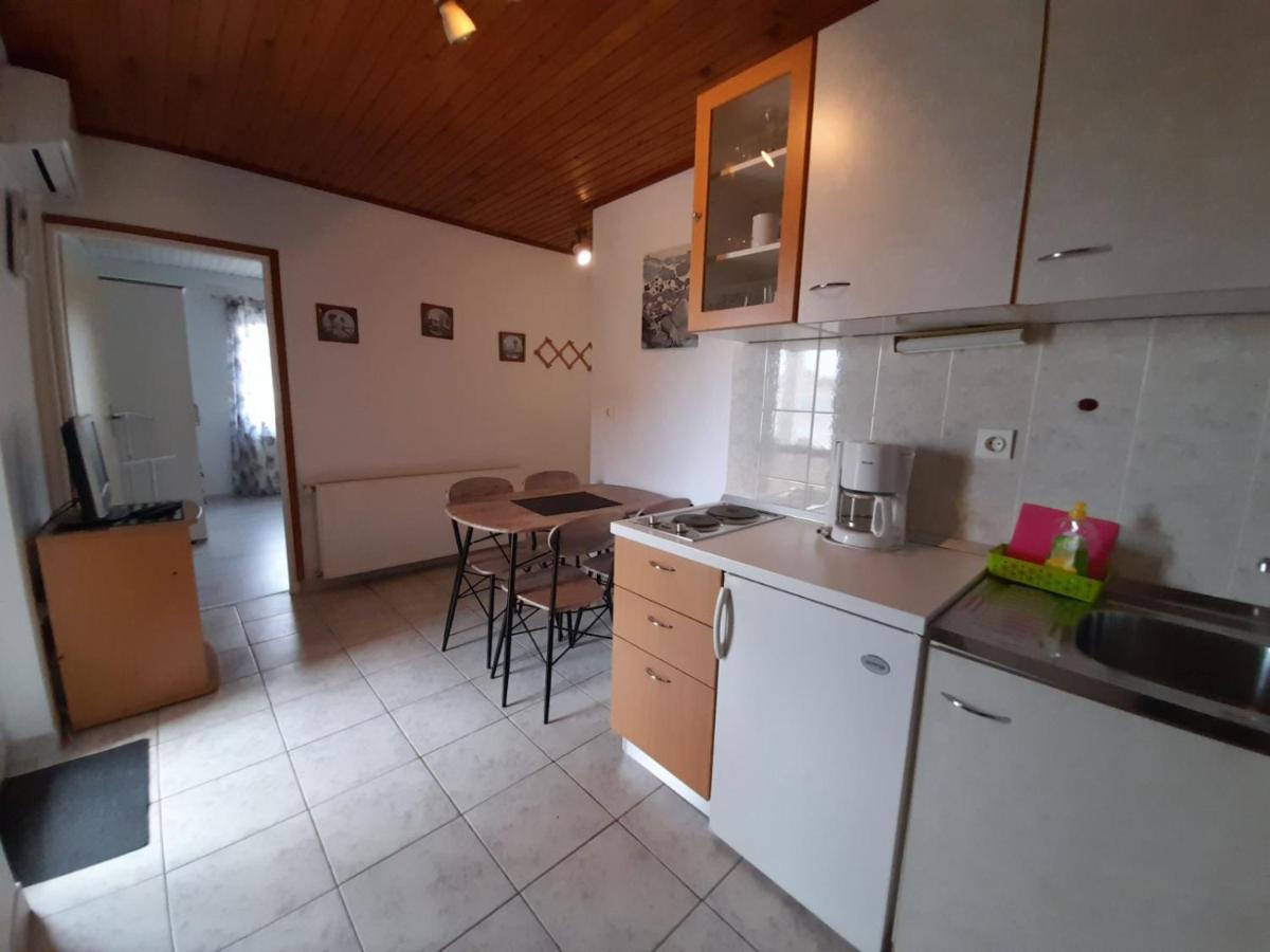 Apartment Tariba Supetarska Draga Exterior photo