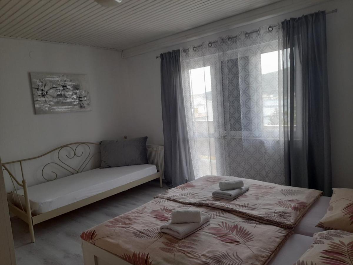 Apartment Tariba Supetarska Draga Exterior photo
