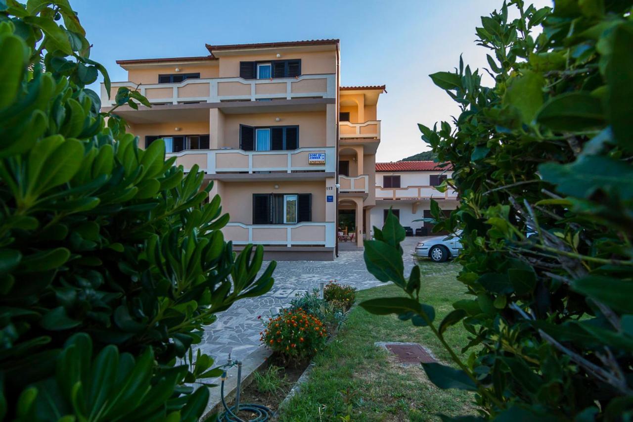 Apartment Tariba Supetarska Draga Exterior photo